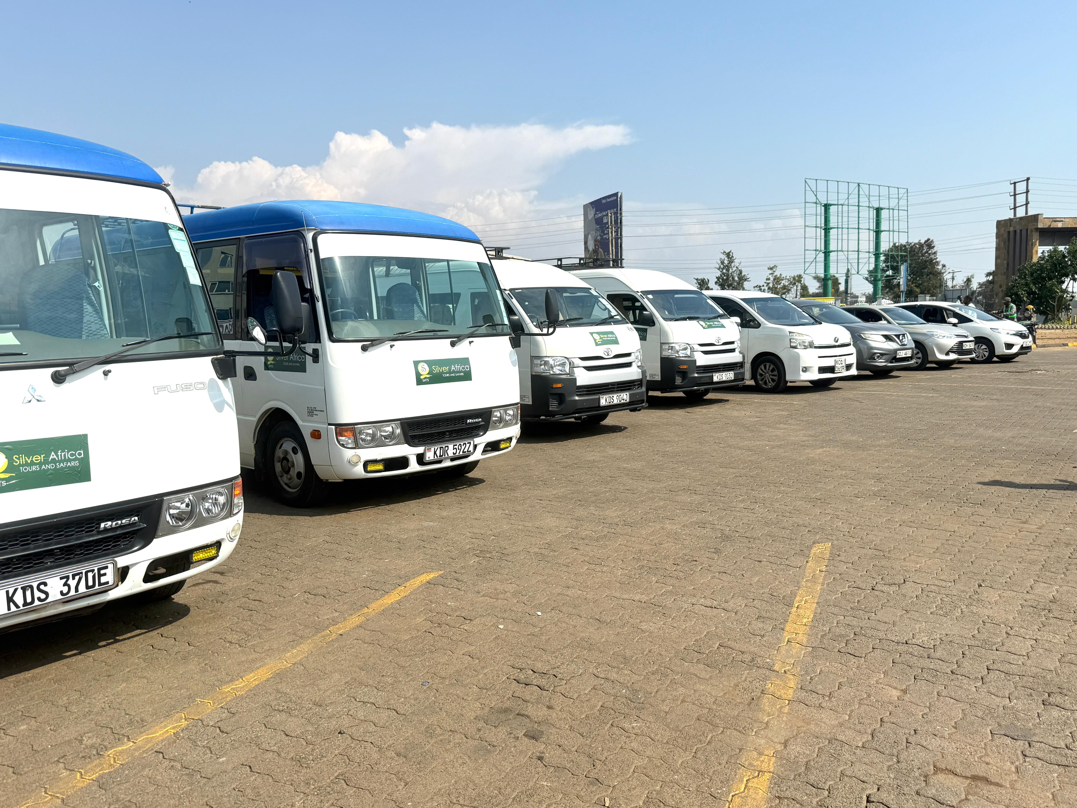 Expert guides & vehicles